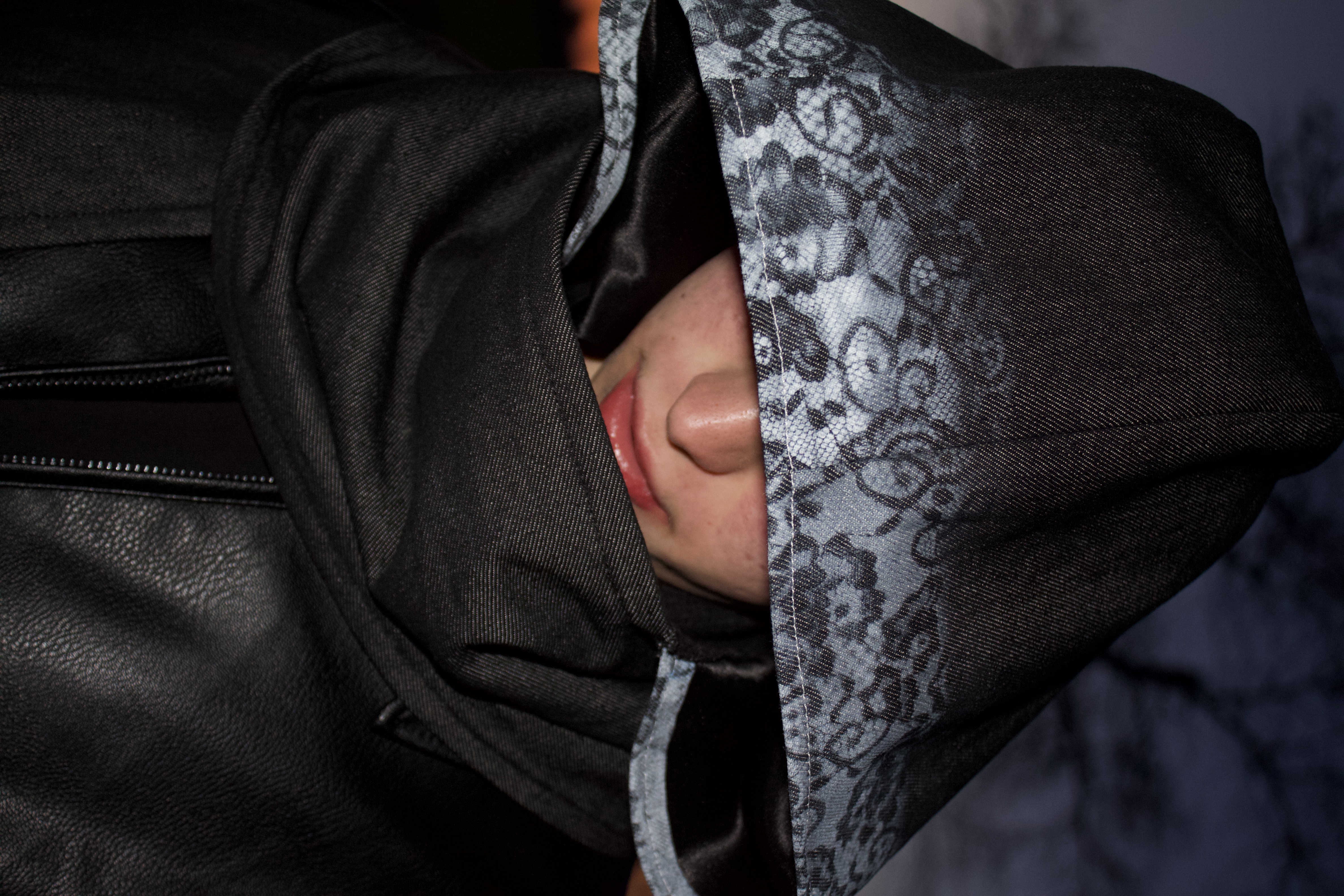 Hooded scarf image 6